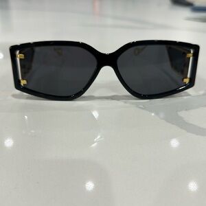 Women’s shades
